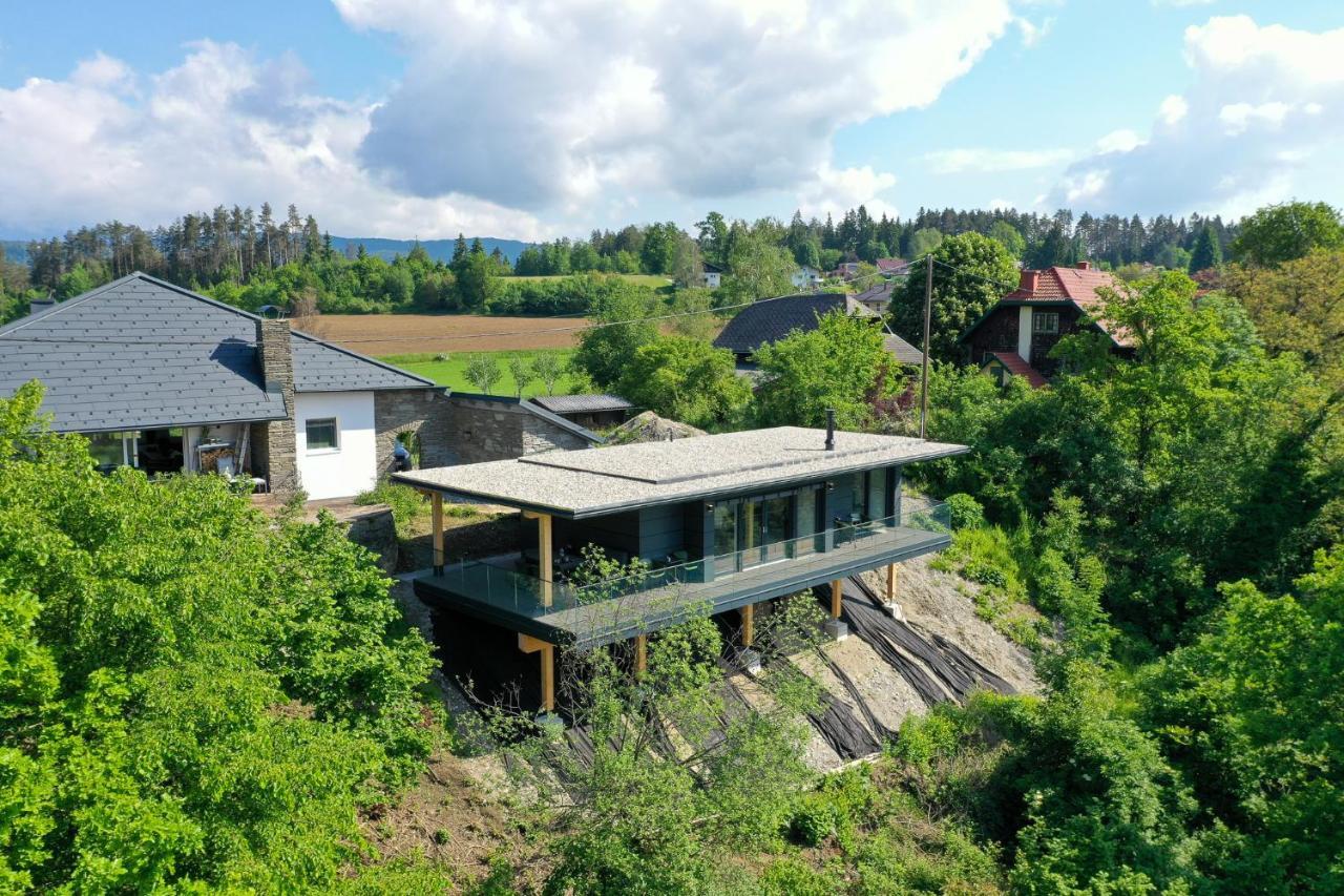 Modernes Ferienhaus Mit Panoramablick روسيغ المظهر الخارجي الصورة